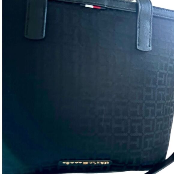 Tommy Hilfiger Elini shoulder bag - Picture 6 of 7